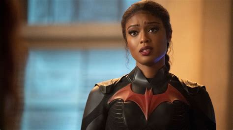 Batwoman Star Javicia Leslie Reacts to Cancelation: 'We Made HERstory'