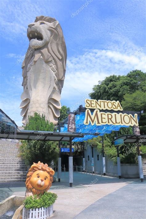 Merlion in Sentosa island Singapore – Stock Editorial Photo © TKKurikawa #55736023