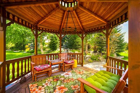 Pergola vs Gazebo: Which is the Right Addition for Your Outdoor Living Space? - Minneopa Orchards