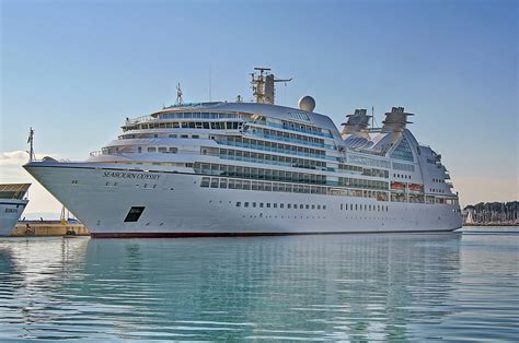 MV Seabourn Odyssey - Wikipedia