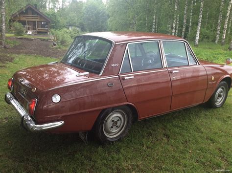 Isuzu Bellett Bellett deLuxe. Museoajoneuvo. Sedan 1967 - Used vehicle - Nettiauto