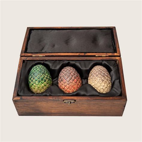 Game of Thrones Replica Dragon Eggs Set in Wooden Box | Find a Gift For