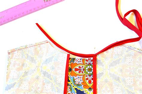 Jane of all Trades: Kids' Art Smock made with reusable shopping bags: a tutorial