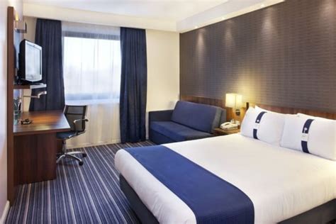 Holiday Inn Express MANCHESTER CC - OXFORD ROAD Hotel (Manchester) from £49 | lastminute.com