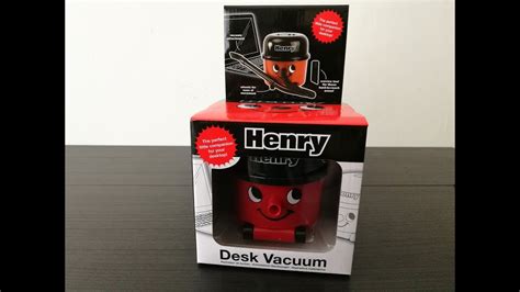 Henry Mini stofzuiger - Desk Vacuum - Henry the Hoover - YouTube