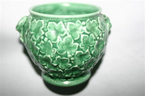 Antique Vintage SylvaC Pottery Vase 2046