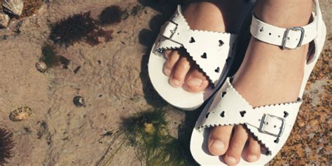 Best Kid's Sandals For Narrow Feet - Summer 2020 - Kiddie Kobbler St Laurent