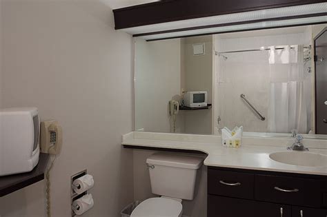 Shilo Inn Suites Hotel - Portland Airport Portland, Oregon, US - Reservations.com