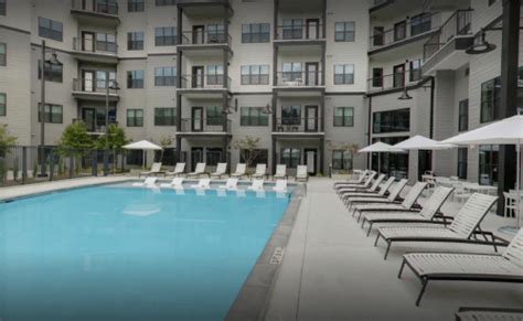 10 Atlanta Apartments With Gorgeous Pools - AtlantaFi.com