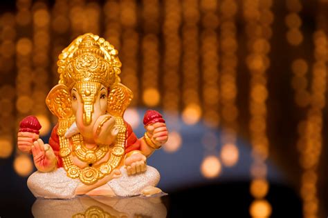Gift Loved Ones a Ganesha Idol This Ganesh Chaturthi as a Symbol of ...