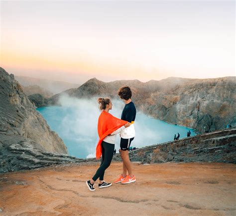 IJEN TOUR - The Complete Guide to Visit the Ijen Crater