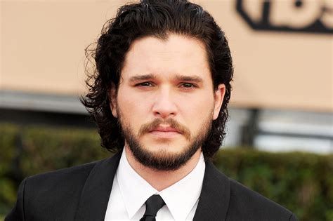 how to get this signature jon snow beard?its tricky for me to design it?how to set trimmer for ...