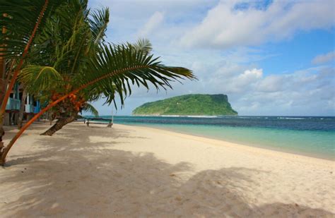 THE BEST BEACHES in Samoa - The Travel Hacking Life