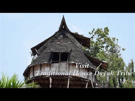 Wonderful Traditional Houses of West Kalimantan Dayak Tribe, Indonesia ...