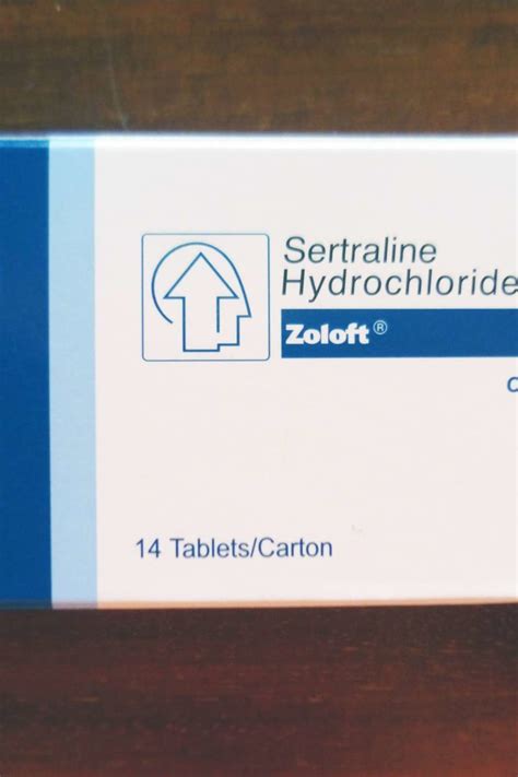 Sertraline: Uses, how to take, side effects, and interactions