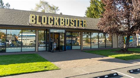 Last Blockbuster store, located in Oregon, to host contest winner for ...