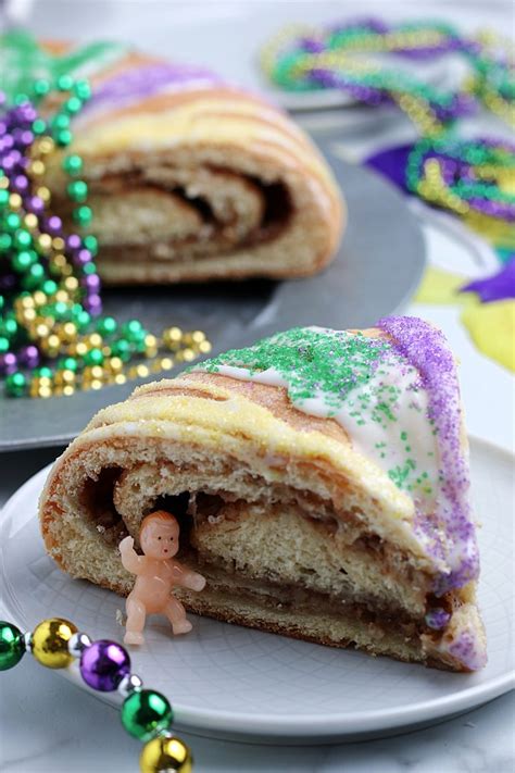 Quick And Easy King Cake Recipe For Mardi Gras