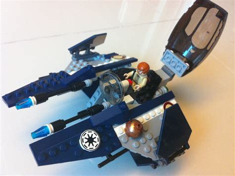 The Marriage of LEGO and Star Wars: Review: 7661 Jedi Starfighter with Hyperdrive Booster Ring