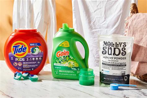 Best Detergents for Coloured Clothes - Clean Home Expert