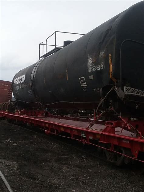 Wrecked tank car at Sayre Yard | Railroad art, Railroad photography ...