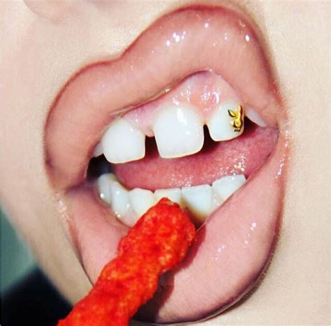 Hot cheeto | Gap teeth, Tooth gem, Aesthetic fashion