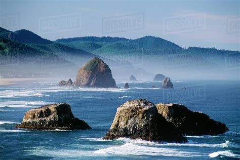 Haystack Rock, The Needles And Sea Stacks, Cannon Beach, Oregon, United States Of America ...