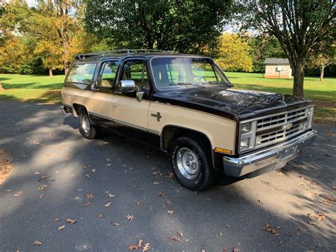 1987 Chevrolet Suburban | GAA Classic Cars