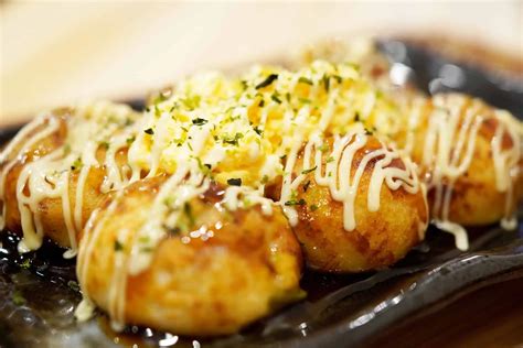 The Ultimate Guide to Street Food in Japan - Travel Dudes