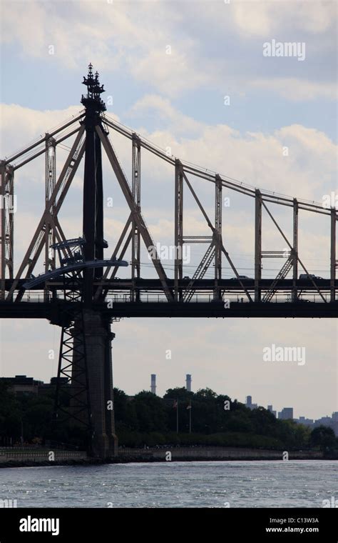 Bridges around Manhattan Island, Manhattan, New York, USA Stock Photo - Alamy