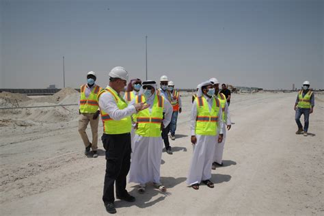 Minister Al-Sulaiti Witnesses Arrival of First Vessel to Hamad Port’s ...