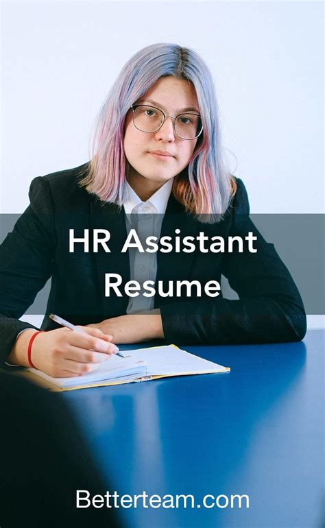 How to Create an Impressive HR Assistant Resume