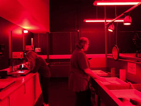 What is a Darkroom? - Encyclopaedia | Photoion School