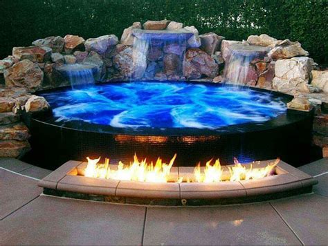 31+ Amazing Backyard Hot Tub Ideas in 2024 | Houszed