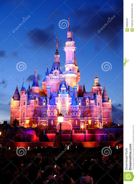 Shanghai Disney Castle editorial photo. Image of beauty - 94803446