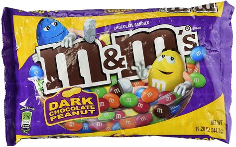 M&M'S Dark Chocolate Peanut Chocolate Candies, 19.2 oz / 544g: Amazon ...