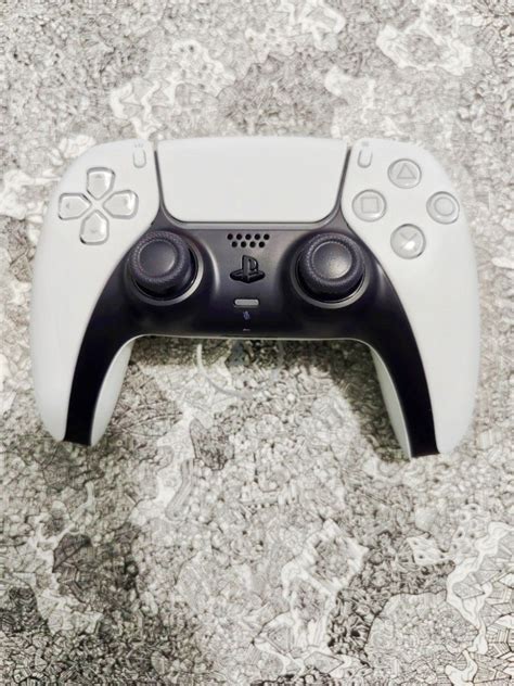 PS5 Dualsense White Controller, Video Gaming, Gaming Accessories ...