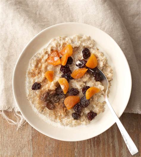 9 Oatmeal Recipes to Start Your Day with Healthy Whole Grains