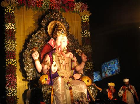 Ganpati Visarjan Miravnuk Pune 2012 Ganesh Immersion date | Latest ...