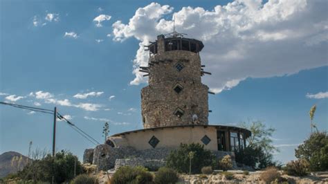 Desert View Tower & Boulder Park - Flip Flop Wanderer Photography