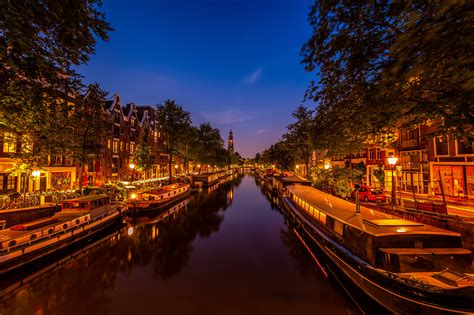 Wallpaper Amsterdam Holland Canal View at Night - free pictures on Fonwall