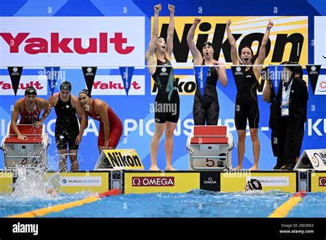 (230730) -- FUKUOKA, July 30, 2023 (Xinhua) -- Team USA celebrate after winning the women's ...