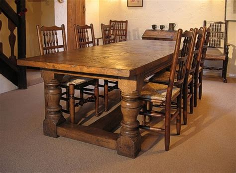Period Style Oak Dining Furniture in Traditional Interiors