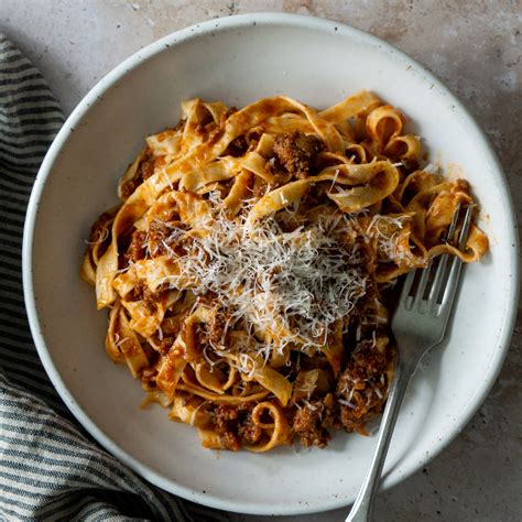 Tagliatelle Alla Bolognese - Pina Bresciani