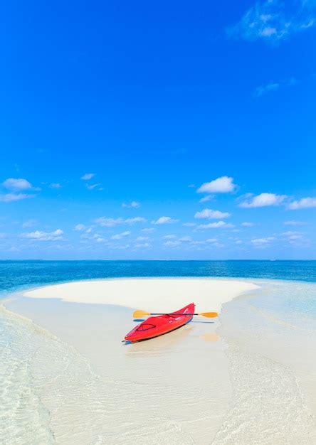 Premium Photo | Tropical beach in Maldives