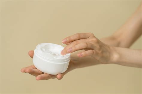 What to consider when searching for the best moisturizer for oily skin ...