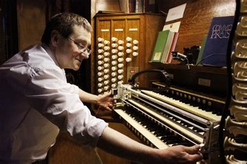 See the robot invented to play Peterborough Cathedral's organ - Peterborough Cathedral