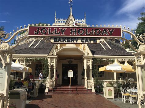 Main Street USA: Disneyland Guide