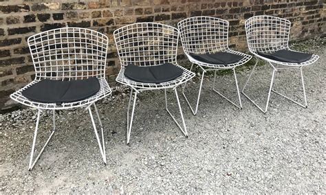 Vintage Harry Bertoia Chairs Patio Side Chairs (Set of 4) (Sold) – Modern Vibe