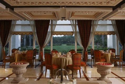 Jaypee Palace Hotel & Convention Centre Agra Hotel Price, Address & Reviews