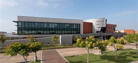 San Diego Miramar College | Overview | Plexuss.com